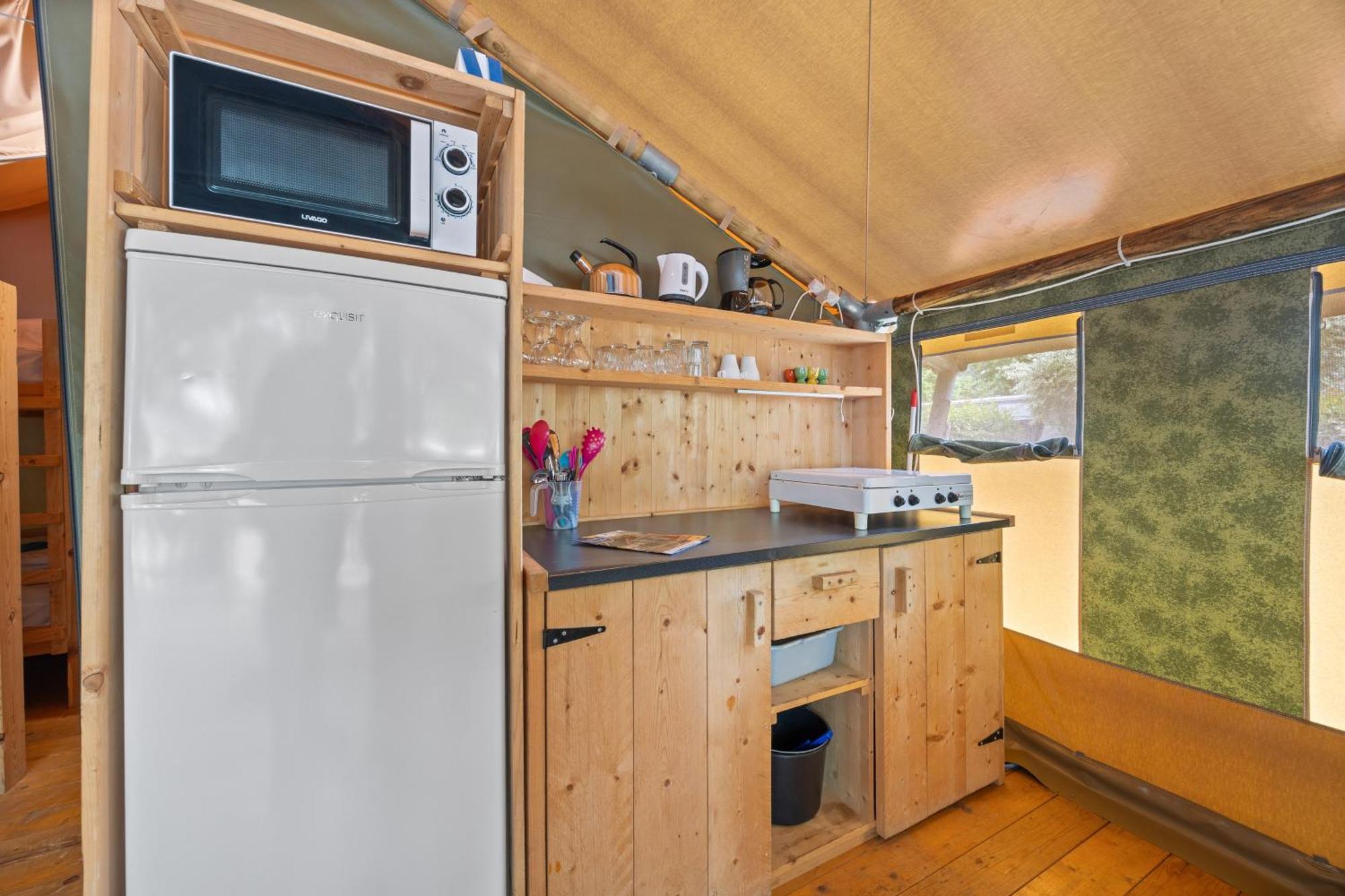 Easyatent Safari Tent Lanterna Červar-Porat Szoba fotó